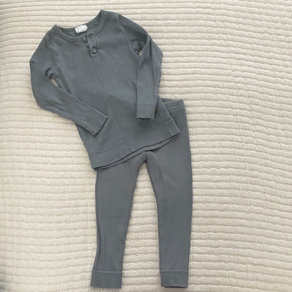 Jamie Kay Charcoal Ribbed Top